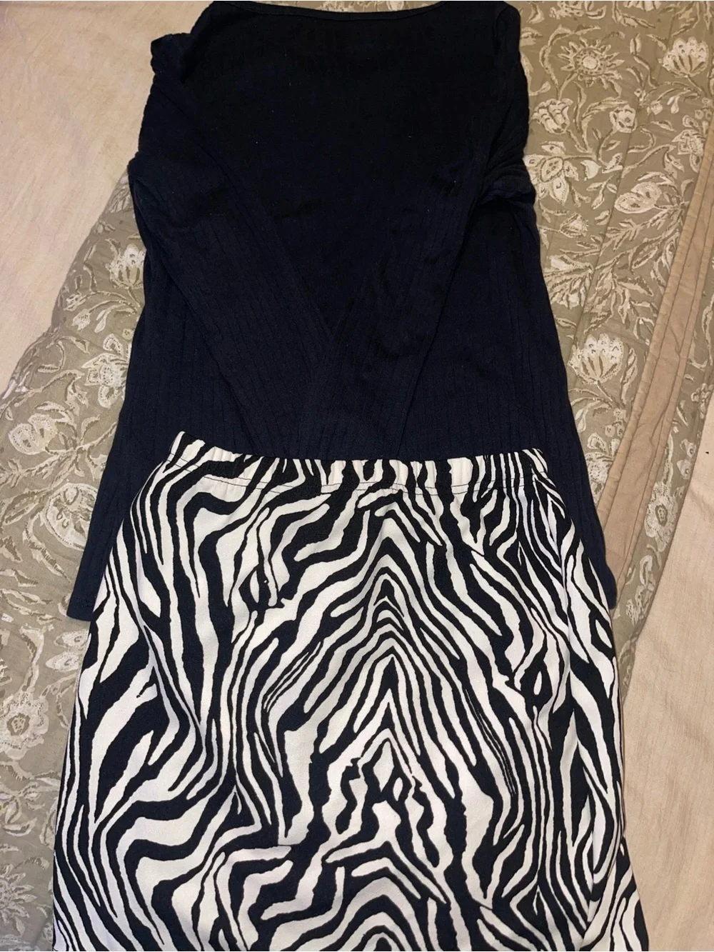2 piece skirt / shirt set